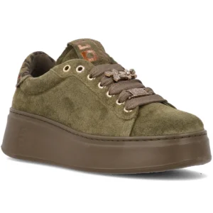 Sneakers PIA402A in Suede Verde: Eleganza Bold e Comfort Italiano