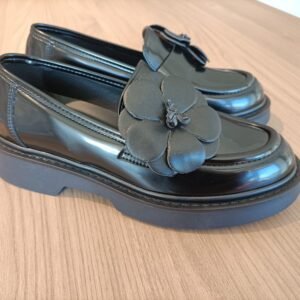 MOCASSINO NACREE PELLE NERA CON FIORE  A TONO mod. 2129004